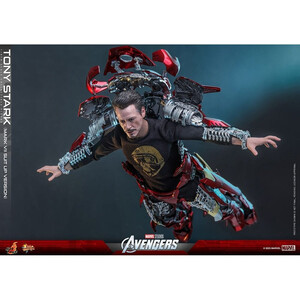 Hot Toys The Avengers Movie Masterpiece 1/6 Scale Tony Stark (Mark VII Suit-Up Version) 31 cm 