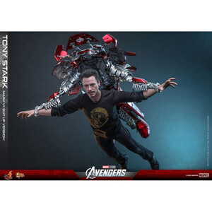 Hot Toys The Avengers Movie Masterpiece 1/6 Scale Tony Stark (Mark VII Suit-Up Version) 31 cm 