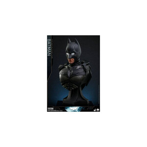 Hot Toys The Dark Knight Trilogy Quarter Scale Series 1/4 Scale Batman 