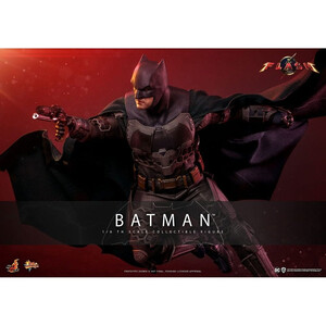 Hot Toys The Flash Movie Masterpiece 1/6 Scale Batman 