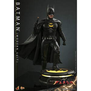 Hot Toys The Flash Movie Masterpiece 1/6 Scale Batman (Modern Suit) 