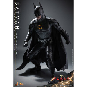 Hot Toys The Flash Movie Masterpiece 1/6 Scale Batman (Modern Suit) 