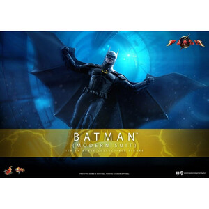 Hot Toys The Flash Movie Masterpiece 1/6 Scale Batman (Modern Suit) 
