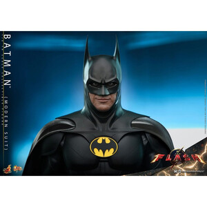 Hot Toys The Flash Movie Masterpiece 1/6 Scale Batman (Modern Suit) 