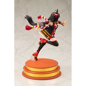 Kotobukiya Uma Musume Pretty Derby 1/7 Scale Outrunning the Encroaching Heat Kitasan Black 