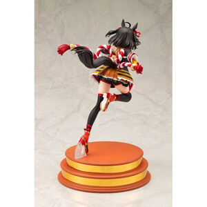 Kotobukiya Uma Musume Pretty Derby 1/7 Scale Outrunning the Encroaching Heat Kitasan Black 