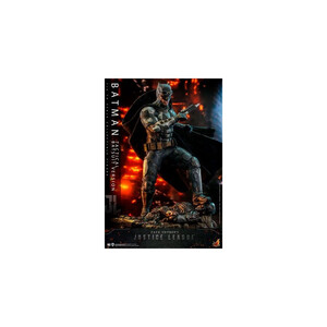 Hot Toys Zack Snyder`s Justice League 1/6 Scale Batman (Tactical Batsuit Version) 