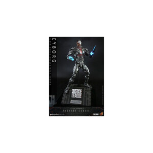 Hot Toys Zack Snyder`s Justice League 1/6 Scale Cyborg 