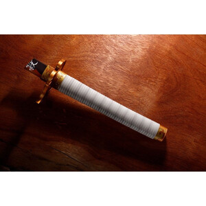 Bandai Demon Slayer Kimetsu no Yaiba 1/1 Scale Proplica Broken Nichirin Sword (Kyojuro Rengoku) 