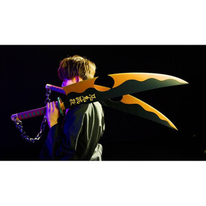 Bandai Demon Slayer Kimetsu no Yaiba 1/1 Scale Proplica Nichirin Swords (Tengen Uzui) 