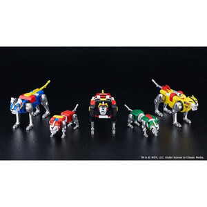 Good Smile Company Voltron MODEROID Plastic Model Kit Voltron 