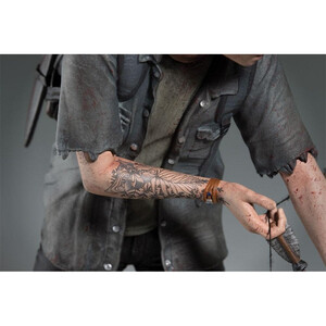 Dark Horse The Last of Us Part II Ellie with Bow 