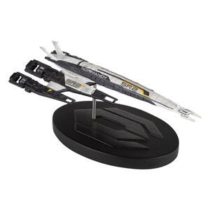 Dark Horse Mass Effect Replica Cerberus Normandy SR-2 