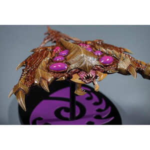 Dark Horse StarCraft Replica Zerg Brood Lord 