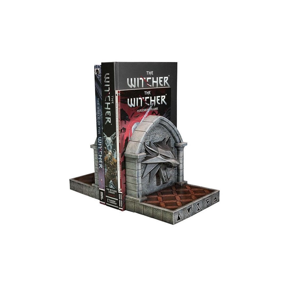 Dark Horse The Witcher 3 Wild Hunt Bookends The Wolf 