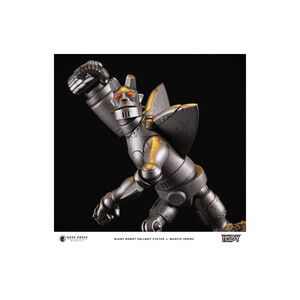 Dark Horse Hellboy Mantic Series Giant Robot Hellboy 