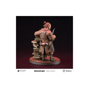 Dark Horse Dragon Age Statue Varric 