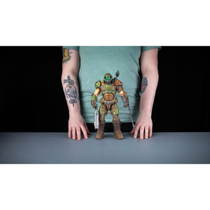 Dark Horse Doom Action Figure 1/6 Doomslayer 