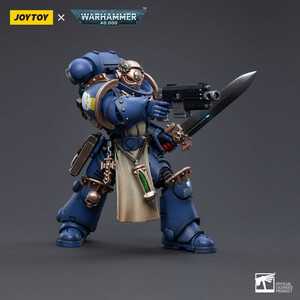 JoyToy Warhammer 40k 1/18 Scale Action Figure Ultramarines Primaris Company Champion 