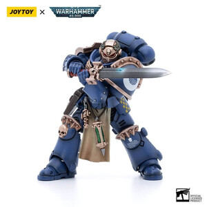JoyToy Warhammer 40k 1/18 Scale Action Figure Ultramarines Primaris Company Champion 
