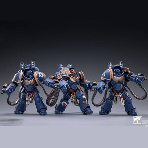 JoyToy Warhammer 40k Action Figure 3-Pack 1/18 Ultramarines Aggressors 