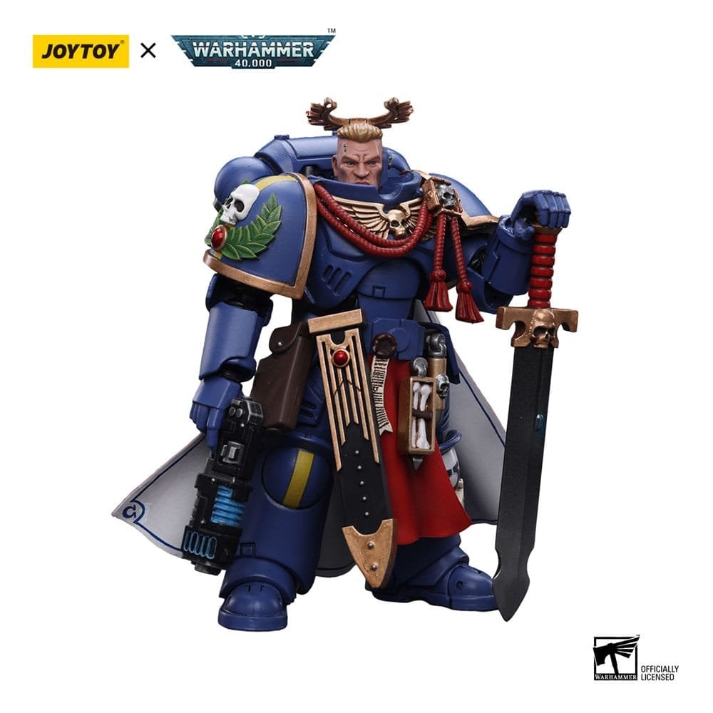 Action Figure JoyToy Warhammer 40K Ultramarines Legion Praetor - 1:18, 14cm Con Spada E Volkite