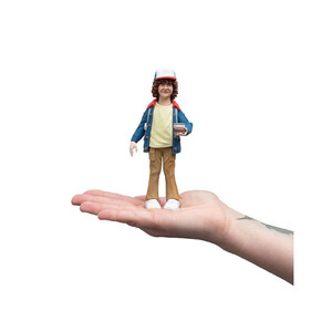 Weta Workshop Stranger Things Mini Epics Dustin Henderson (Season 1) 