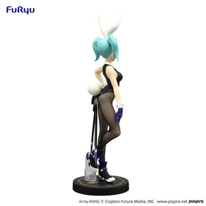 Furyu Hatsune Miku BiCute Bunnies Street Violet Color Ver. 