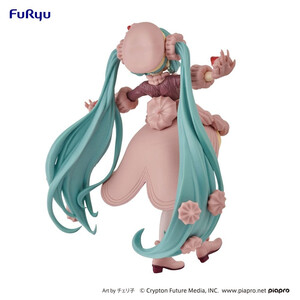 Furyu Hatsune Miku SweetSweets Series Strawberry Chocolate Short 