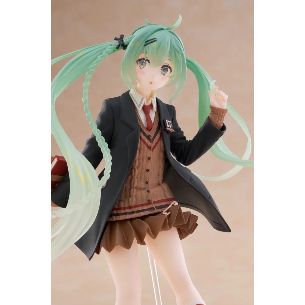 初音ミクFashion Preppy Conceptual Series Vocaloid Hatsune Miku (Fashion Preppy Ver.) Figure