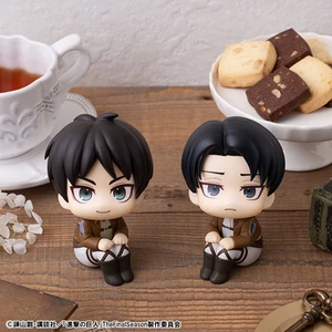 Megahouse Attack on Titan Look Up Figures Eren Jaeger & Levi Set (with gift) 