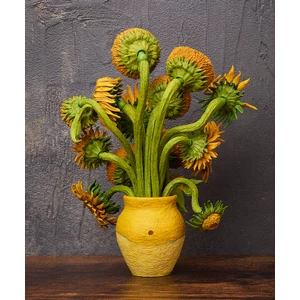 FREEing The Table Museum figma Sunflowers by Van Gogh 