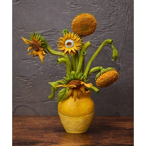 FREEing The Table Museum figma Sunflowers by Van Gogh 