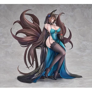 Good Smile Arts Shanghai Azur Lane 1/7 Scake Amagi Throne of Fallen Petals Ver. 