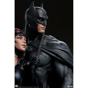 SideShow Collectibles DC Comics Diorama Batman & Catwoman 