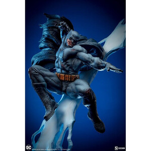 SideShow Collectibles DC Comics Premium Format Batman: The Dark Knight Returns 