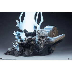 SideShow Collectibles DC Comics Premium Format Batman: The Dark Knight Returns 