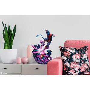 SideShow Collectibles Marvel Premium Format Nightcrawler - Damaged packaging 