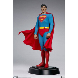 SideShow Collectibles SupermanThe Movie Premium Format Superman - Damaged packaging 