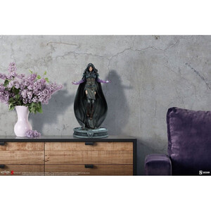 SideShow Collectibles The Witcher 3: Wild Hunt Yennefer - Damaged packaging 