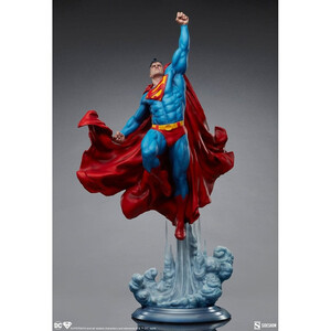SideShow Collectibles DC Comics Premium Format Superman 