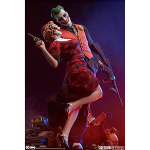 SideShow Collectibles DC Comics 1/5 Scale Mythos The Joker and Harley Quinn: Lawless Love 