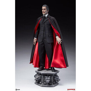 SideShow Collectibles Dracula Premium Format Dracula Christopher Lee Ver. 