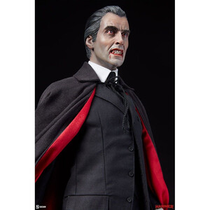 SideShow Collectibles Dracula Premium Format Dracula Christopher Lee Ver. 