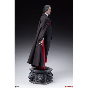 SideShow Collectibles Dracula Premium Format Dracula Christopher Lee Ver. 