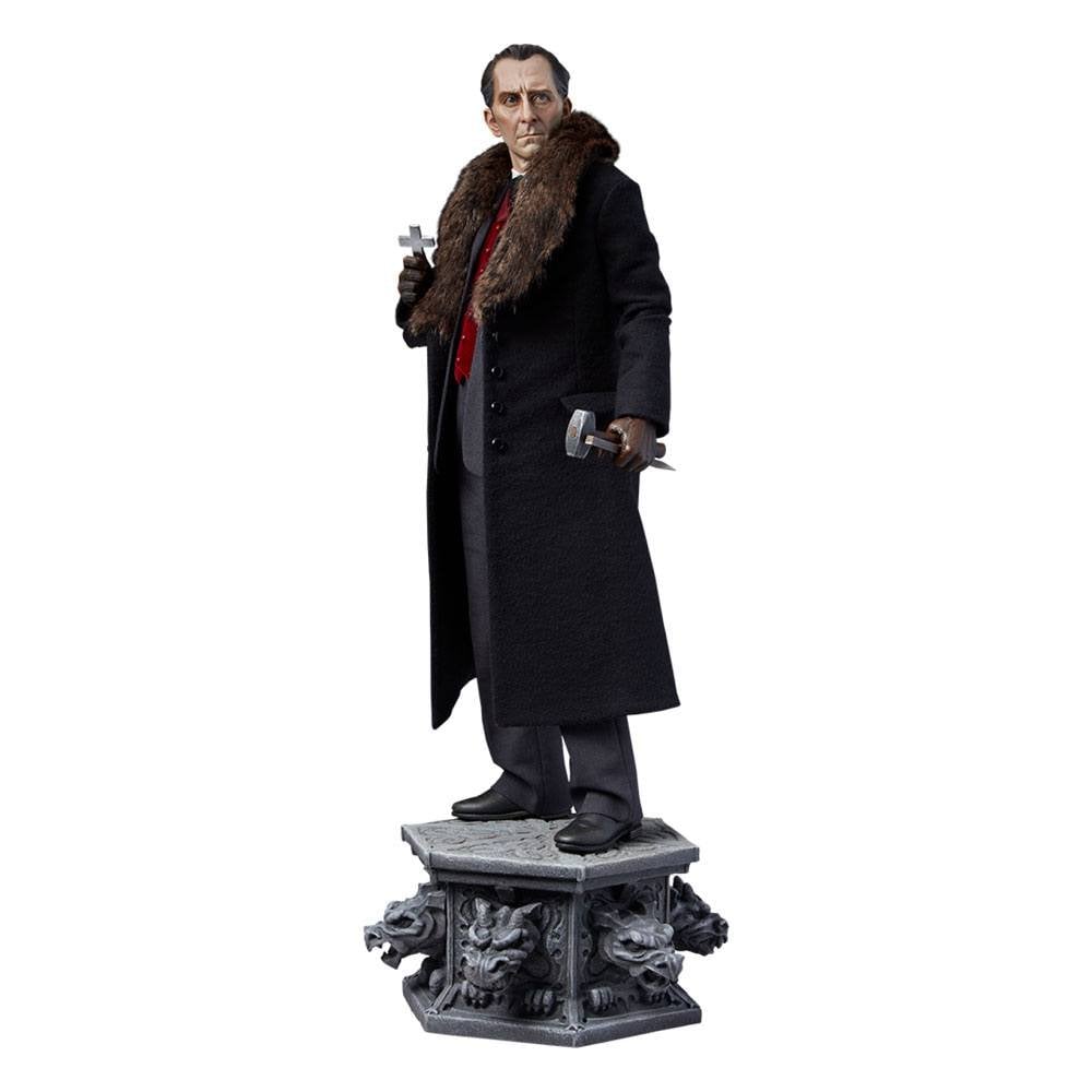 Dracula Premium Format Van Helsing Peter Cushing Ver. 