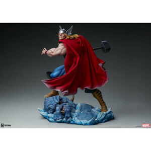SideShow Collectibles Marvel 1/4 Scale Premium Format Thor 