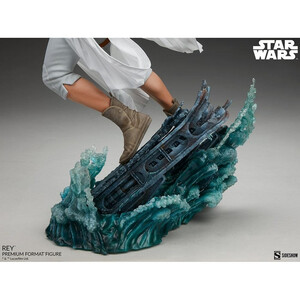 SideShow Collectibles Star Wars Episode IX Premium Format Rey 