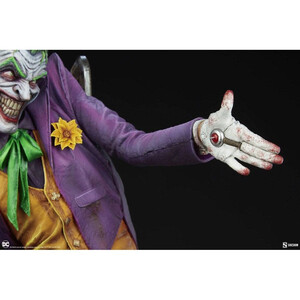 SideShow Collectibles DC Comics Premium Format The Joker 