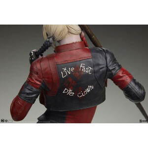 SideShow Collectibles Suicide Squad Premium Format Harley Quinn 